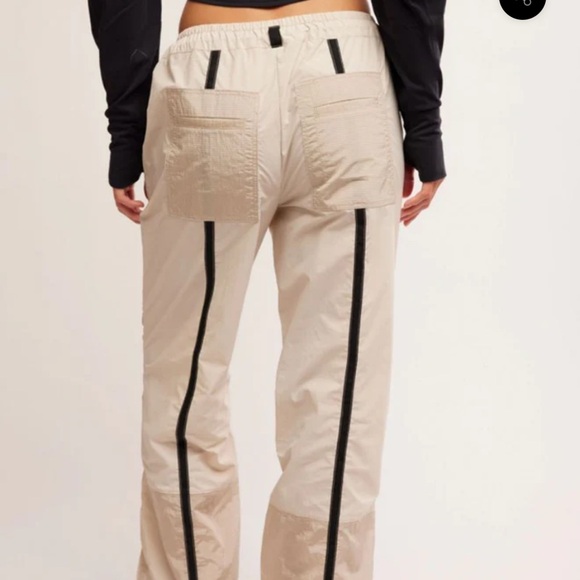 Free People Moonbeam Pants Cargo Jogger High Waisted Utility Beige Womens Medium - Picture 2 of 9